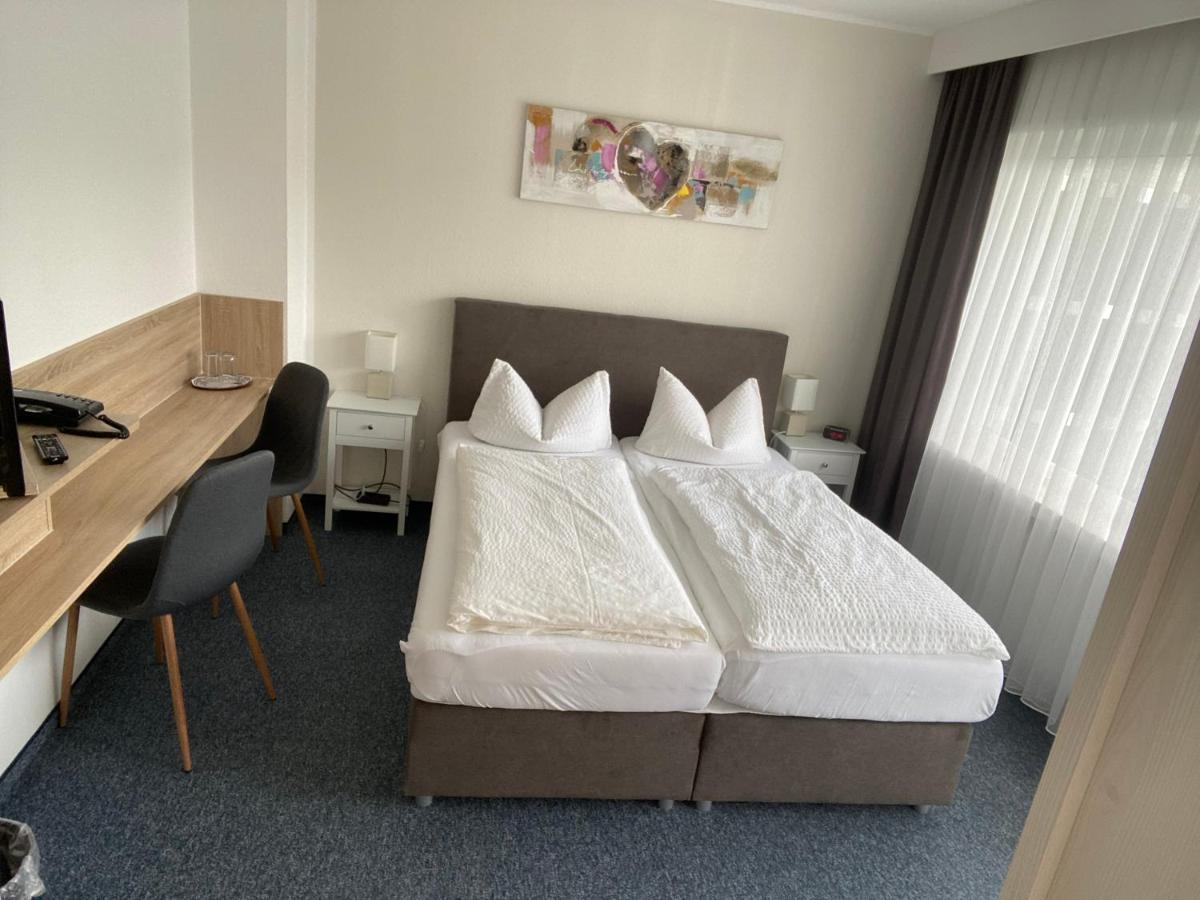 Sevda'S Hotel Garni Weinforth Виллинген Экстерьер фото