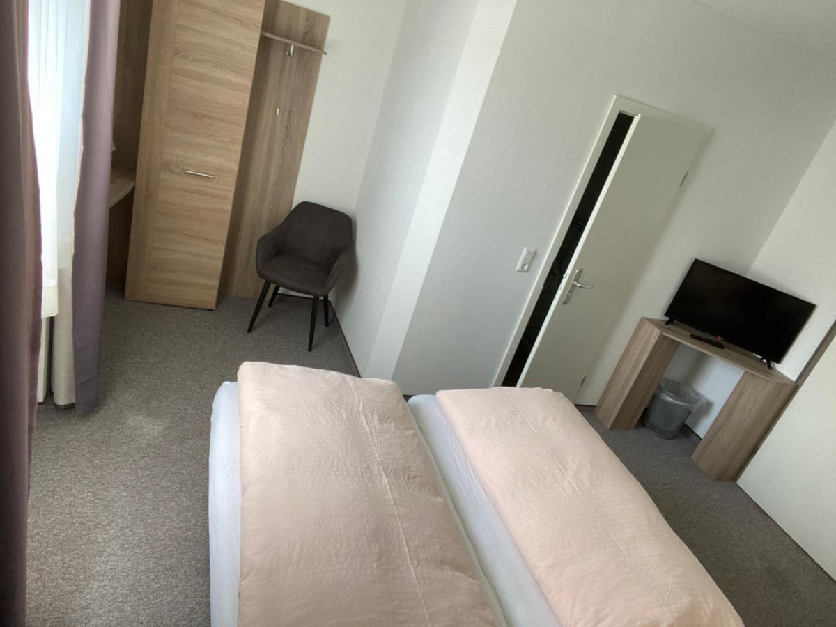 Sevda'S Hotel Garni Weinforth Виллинген Экстерьер фото